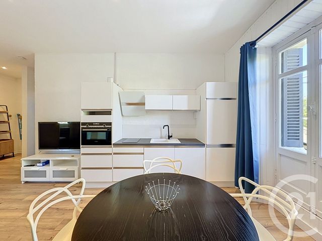 Appartement Studio Cabine à vendre - 1 pièce - 35.4 m2 - ARCACHON - 33 - AQUITAINE - Century 21 Duprat & Associés