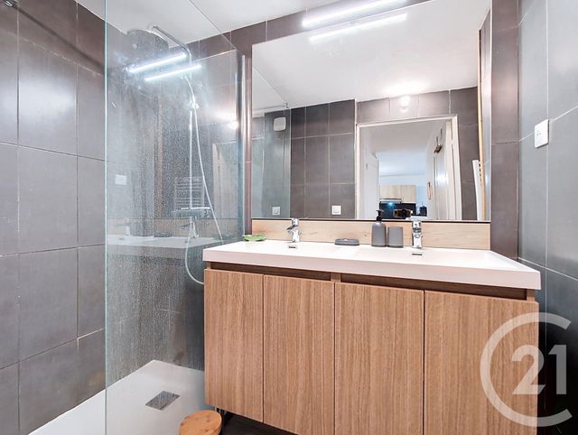 Appartement T3 à vendre - 3 pièces - 56.51 m2 - ARCACHON - 33 - AQUITAINE - Century 21 Duprat & Associés