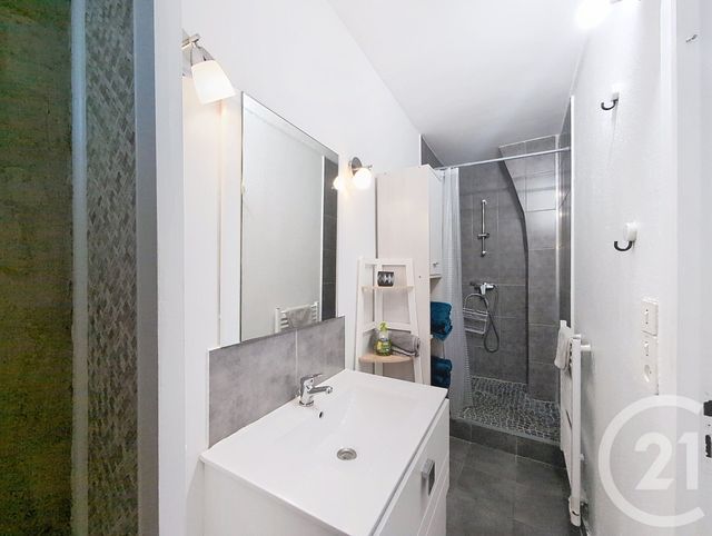 Appartement F2 à vendre - 2 pièces - 42.18 m2 - ARCACHON - 33 - AQUITAINE - Century 21 Duprat & Associés