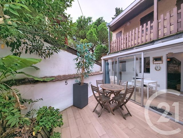 Appartement F2 à vendre - 2 pièces - 42.18 m2 - ARCACHON - 33 - AQUITAINE - Century 21 Duprat & Associés