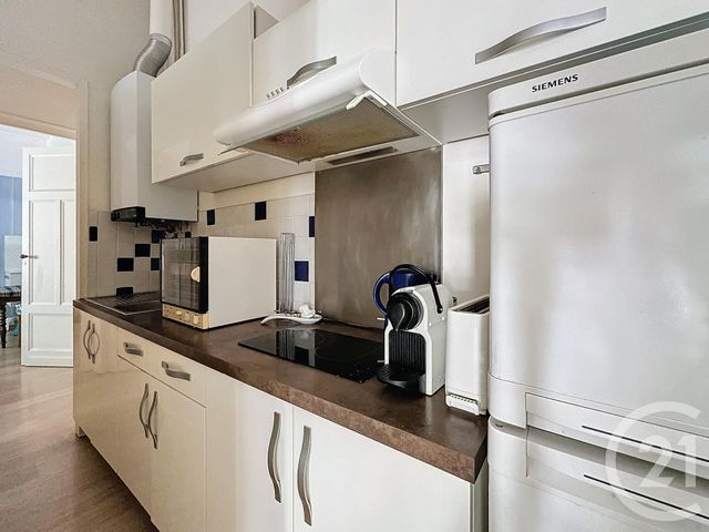 Afficher la photo en grand Appartement T3 à vendre - 3 pièces - 49.05 m2 - ARCACHON - 33 - AQUITAINE - Century 21 Duprat & Associés