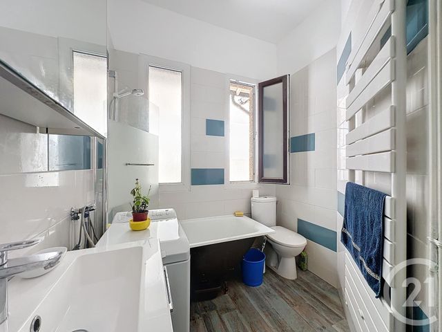 Afficher la photo en grand Appartement T3 à vendre - 3 pièces - 49.05 m2 - ARCACHON - 33 - AQUITAINE - Century 21 Duprat & Associés