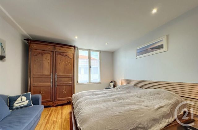 Afficher la photo en grand Appartement F6 à vendre - 6 pièces - 105.0 m2 - ARCACHON - 33 - AQUITAINE - Century 21 Duprat & Associés