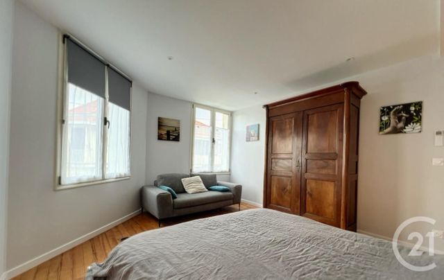 Afficher la photo en grand Appartement F6 à vendre - 6 pièces - 105.0 m2 - ARCACHON - 33 - AQUITAINE - Century 21 Duprat & Associés