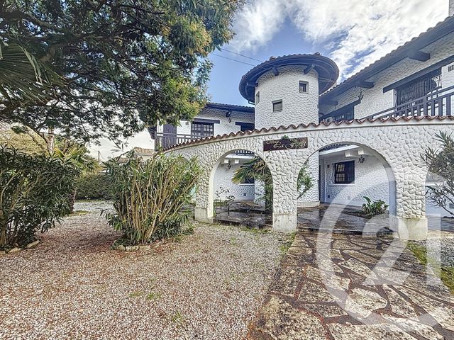 Appartement Studio à vendre - 1 pièce - 27.0 m2 - ARCACHON - 33 - AQUITAINE - Century 21 Duprat & Associés