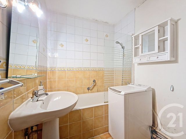 Appartement T2 à vendre - 2 pièces - 39.81 m2 - ARCACHON - 33 - AQUITAINE - Century 21 Duprat & Associés