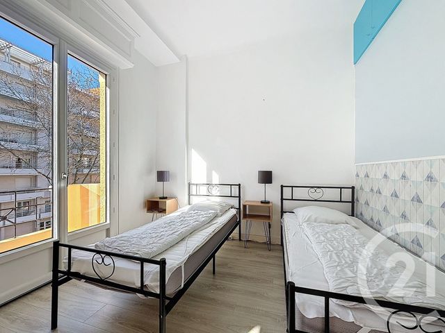 Afficher la photo en grand Appartement T3 à vendre - 3 pièces - 57.58 m2 - ARCACHON - 33 - AQUITAINE - Century 21 Duprat & Associés