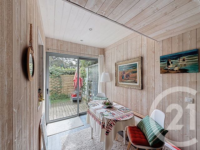 Afficher la photo en grand Appartement T2 à vendre - 2 pièces - 29.12 m2 - ARCACHON - 33 - AQUITAINE - Century 21 Duprat & Associés