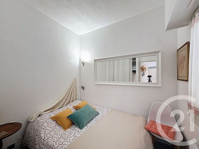 Afficher la photo en grand Appartement T2 à vendre - 2 pièces - 29.12 m2 - ARCACHON - 33 - AQUITAINE - Century 21 Duprat & Associés