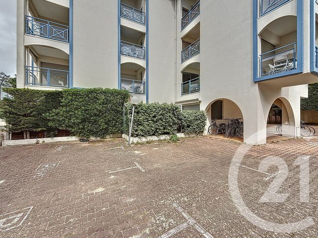 Afficher la photo en grand Appartement T2 à vendre - 2 pièces - 29.12 m2 - ARCACHON - 33 - AQUITAINE - Century 21 Duprat & Associés