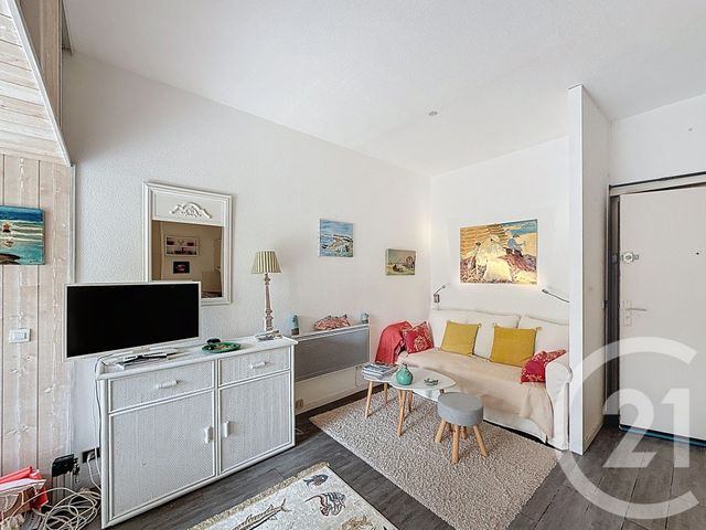 Afficher la photo en grand Appartement T2 à vendre - 2 pièces - 29.12 m2 - ARCACHON - 33 - AQUITAINE - Century 21 Duprat & Associés