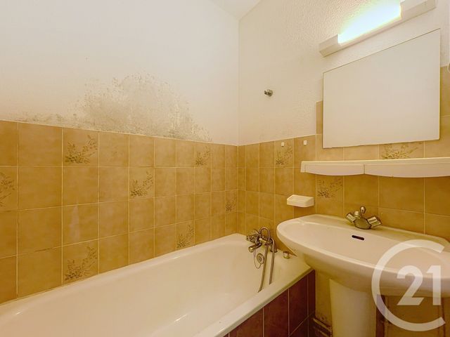 Appartement F1 à vendre - 1 pièce - 28.0 m2 - ARCACHON - 33 - AQUITAINE - Century 21 Duprat & Associés