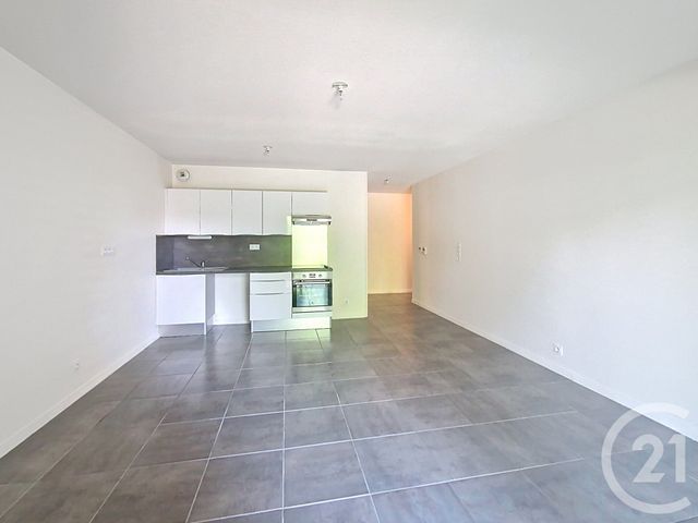 Afficher la photo en grand Appartement T3 à vendre - 3 pièces - 64.5 m2 - ARCACHON - 33 - AQUITAINE - Century 21 Duprat & Associés