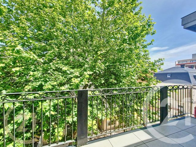 Appartement T3 à vendre - 3 pièces - 71.15 m2 - ARCACHON - 33 - AQUITAINE - Century 21 Duprat & Associés