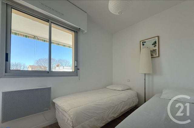 Appartement F2 à vendre - 2 pièces - 34.81 m2 - ARCACHON - 33 - AQUITAINE - Century 21 Duprat & Associés