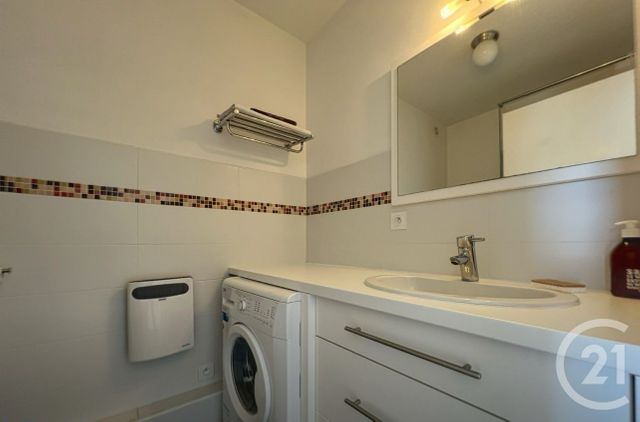 Appartement F2 à vendre - 2 pièces - 34.81 m2 - ARCACHON - 33 - AQUITAINE - Century 21 Duprat & Associés