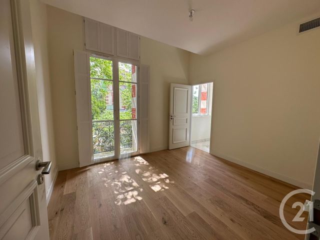 Appartement T3 à vendre - 3 pièces - 61.6 m2 - ARCACHON - 33 - AQUITAINE - Century 21 Duprat & Associés
