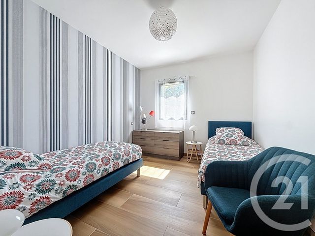 Afficher la photo en grand Appartement T4 à vendre - 4 pièces - 95.6 m2 - ARCACHON - 33 - AQUITAINE - Century 21 Duprat & Associés