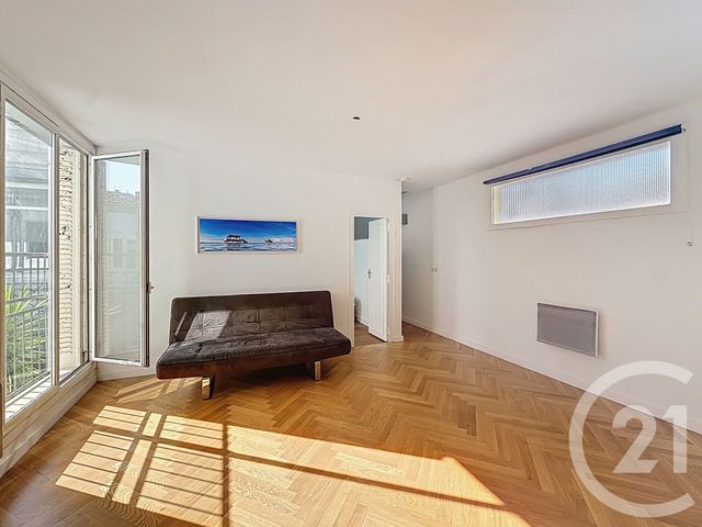 Appartement T3 à vendre - 3 pièces - 63.07 m2 - ARCACHON - 33 - AQUITAINE - Century 21 Duprat & Associés