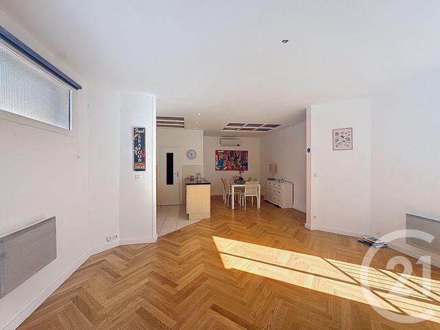 Appartement T3 à vendre - 3 pièces - 63.07 m2 - ARCACHON - 33 - AQUITAINE - Century 21 Duprat & Associés