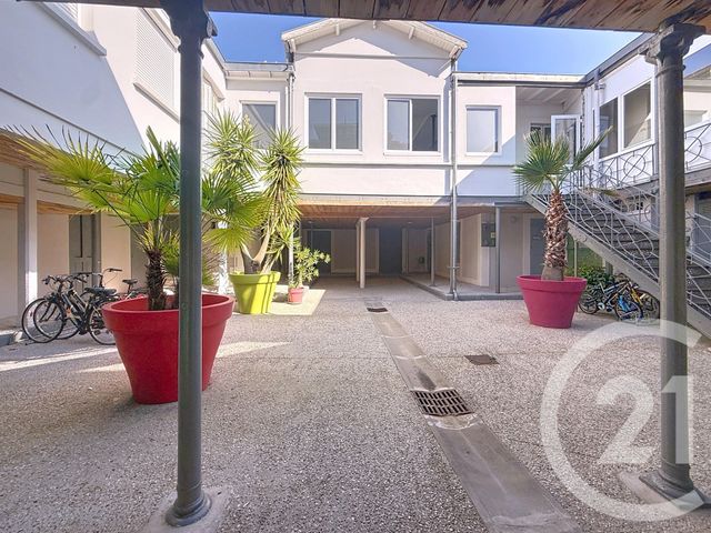 Appartement T3 à vendre - 3 pièces - 63.07 m2 - ARCACHON - 33 - AQUITAINE - Century 21 Duprat & Associés