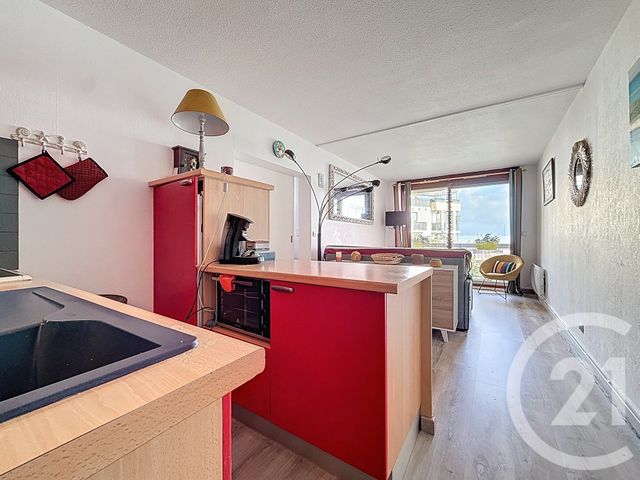 Afficher la photo en grand Appartement T2 à vendre - 2 pièces - 34.1 m2 - ARCACHON - 33 - AQUITAINE - Century 21 Duprat & Associés
