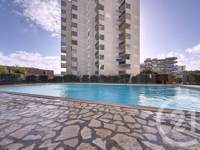 Afficher la photo en grand Appartement T2 à vendre - 2 pièces - 34.1 m2 - ARCACHON - 33 - AQUITAINE - Century 21 Duprat & Associés