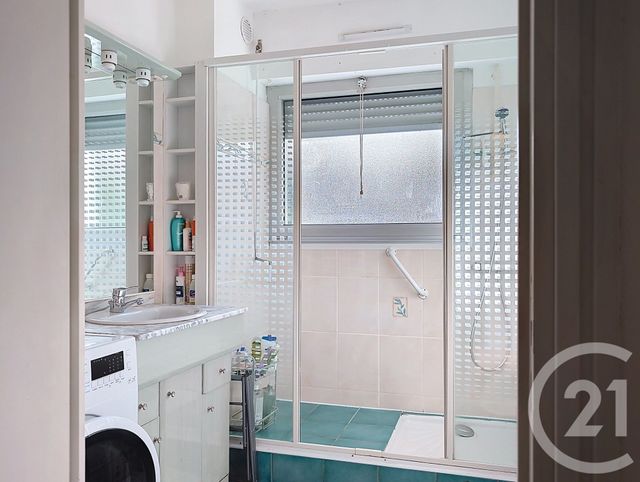 Appartement F3 à vendre - 3 pièces - 65.45 m2 - ARCACHON - 33 - AQUITAINE - Century 21 Duprat & Associés