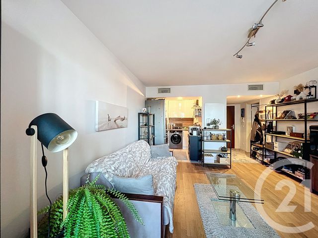 Appartement F2 à vendre - 2 pièces - 52.4 m2 - ARCACHON - 33 - AQUITAINE - Century 21 Duprat & Associés