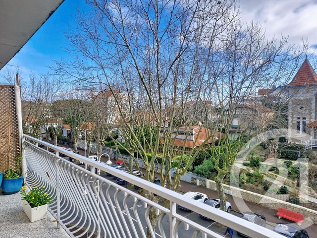 Appartement T3 à vendre - 4 pièces - 58.35 m2 - ARCACHON - 33 - AQUITAINE - Century 21 Duprat & Associés