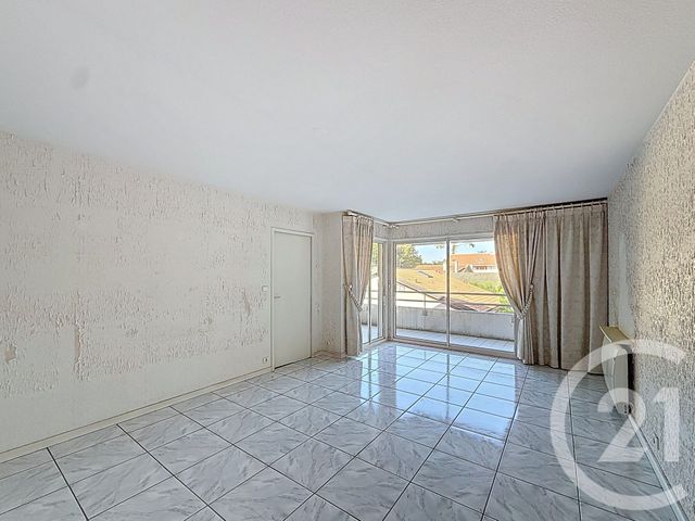 Afficher la photo en grand Appartement T3 à vendre - 3 pièces - 59.0 m2 - ARCACHON - 33 - AQUITAINE - Century 21 Duprat & Associés