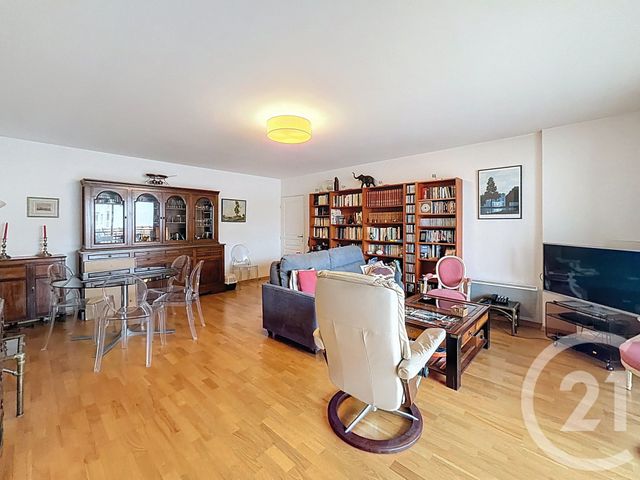 Appartement T3 à vendre - 3 pièces - 83.07 m2 - ARCACHON - 33 - AQUITAINE - Century 21 Duprat & Associés