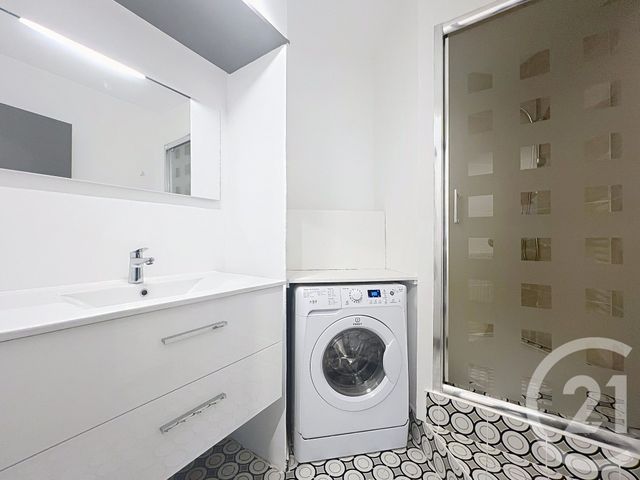 Afficher la photo en grand Appartement F3 à vendre - 3 pièces - 59.74 m2 - ARCACHON - 33 - AQUITAINE - Century 21 Duprat & Associés