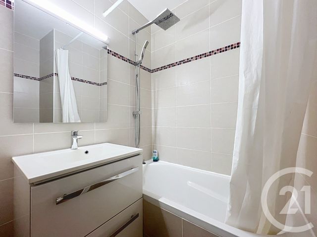 Appartement Studio Cabine à vendre - 1 pièce - 25.0 m2 - ARCACHON - 33 - AQUITAINE - Century 21 Duprat & Associés