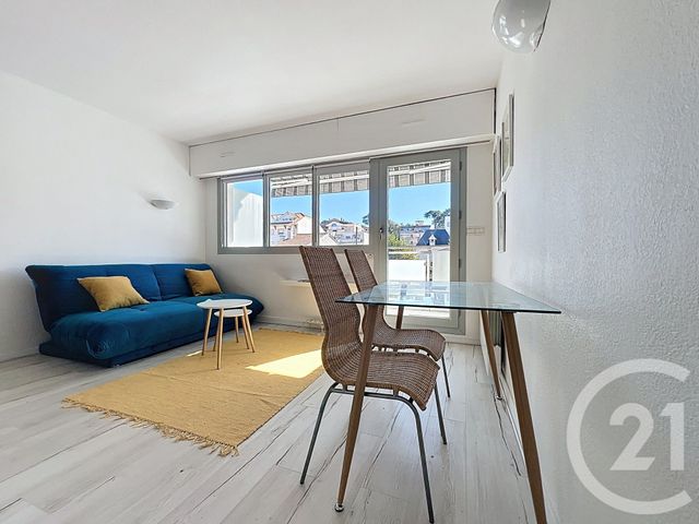 Appartement Studio Cabine à vendre - 1 pièce - 25.0 m2 - ARCACHON - 33 - AQUITAINE - Century 21 Duprat & Associés