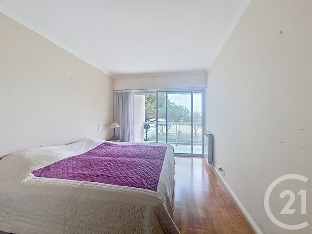 Afficher la photo en grand Appartement F2 bis à vendre - 2 pièces - 55.0 m2 - ARCACHON - 33 - AQUITAINE - Century 21 Duprat & Associés