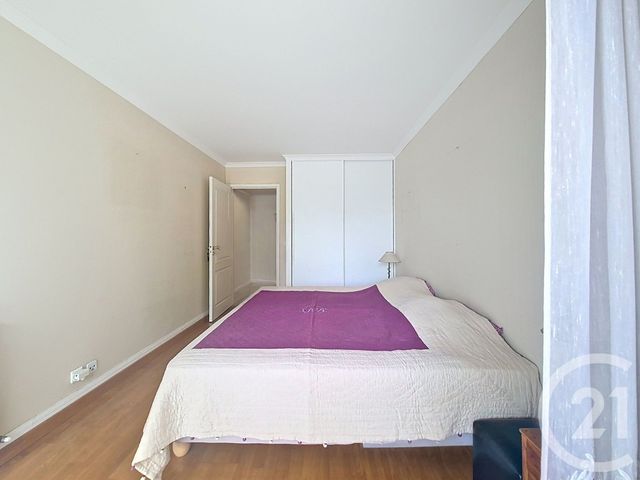 Afficher la photo en grand Appartement F2 bis à vendre - 2 pièces - 55.0 m2 - ARCACHON - 33 - AQUITAINE - Century 21 Duprat & Associés