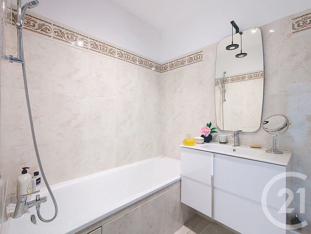 Appartement F2 bis à vendre - 2 pièces - 53.81 m2 - ARCACHON - 33 - AQUITAINE - Century 21 Duprat & Associés