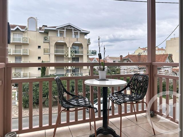 Appartement F3 à vendre - 3 pièces - 57.0 m2 - ARCACHON - 33 - AQUITAINE - Century 21 Duprat & Associés
