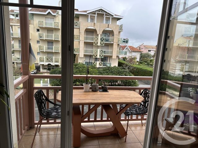 Appartement F3 à vendre - 3 pièces - 57.0 m2 - ARCACHON - 33 - AQUITAINE - Century 21 Duprat & Associés