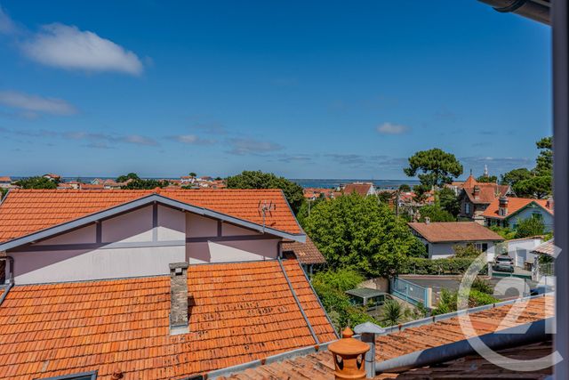 Appartement T3 à vendre - 3 pièces - 48.69 m2 - ARCACHON - 33 - AQUITAINE - Century 21 Duprat & Associés