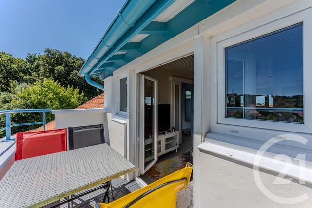 Appartement T3 à vendre - 3 pièces - 48.69 m2 - ARCACHON - 33 - AQUITAINE - Century 21 Duprat & Associés