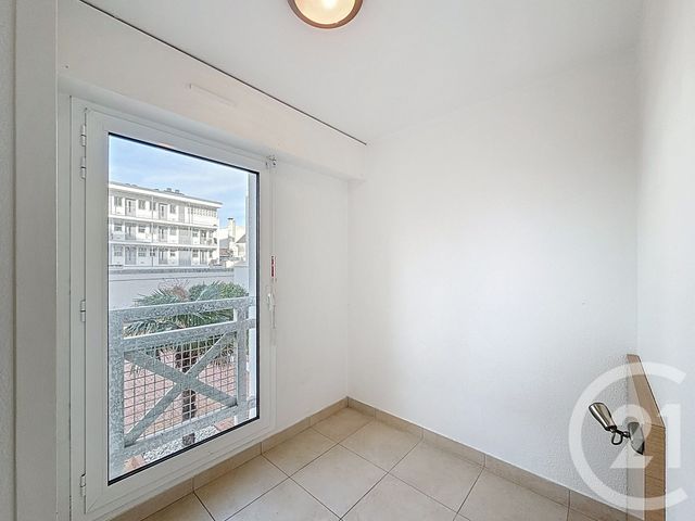 Appartement F3 à vendre - 3 pièces - 56.23 m2 - ARCACHON - 33 - AQUITAINE - Century 21 Duprat & Associés