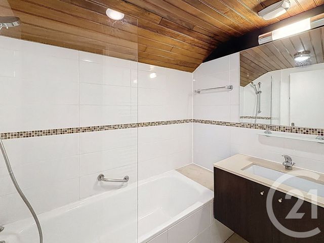 Appartement F3 à vendre - 3 pièces - 54.52 m2 - ARCACHON - 33 - AQUITAINE - Century 21 Duprat & Associés