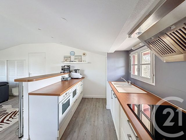 Appartement F2 à vendre - 3 pièces - 68.54 m2 - ARCACHON - 33 - AQUITAINE - Century 21 Duprat & Associés