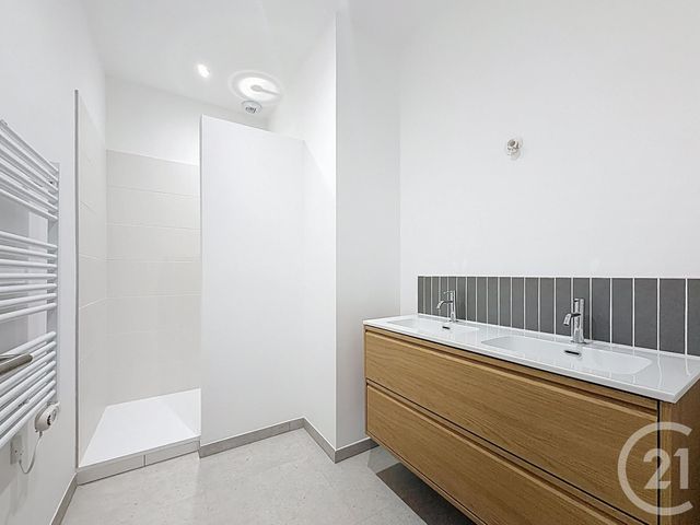 Appartement T4 à vendre - 4 pièces - 108.35 m2 - ARCACHON - 33 - AQUITAINE - Century 21 Duprat & Associés