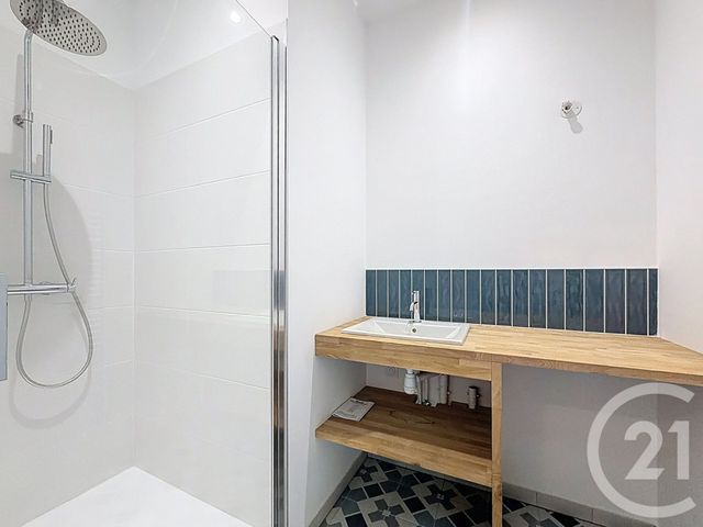 Appartement T3 à vendre - 3 pièces - 55.33 m2 - ARCACHON - 33 - AQUITAINE - Century 21 Duprat & Associés