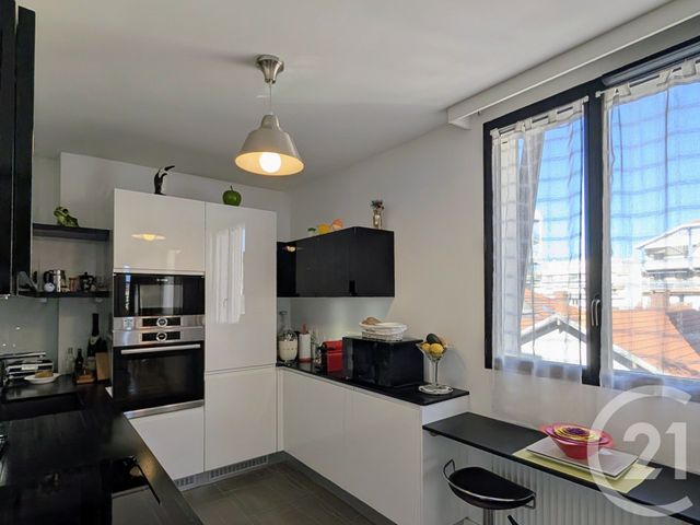 Appartement F4 à vendre - 4 pièces - 132.0 m2 - ARCACHON - 33 - AQUITAINE - Century 21 Duprat & Associés