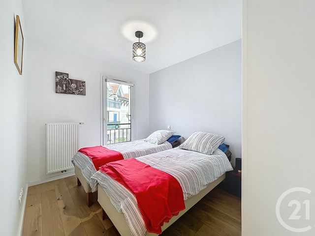 Appartement T3 à vendre - 3 pièces - 64.5 m2 - ARCACHON - 33 - AQUITAINE - Century 21 Duprat & Associés