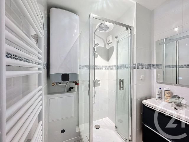 Appartement T2 à vendre - 2 pièces - 38.0 m2 - ARCACHON - 33 - AQUITAINE - Century 21 Duprat & Associés